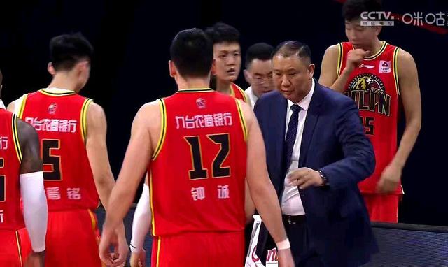 湖南近期表现出色，喜迎胜利大礼