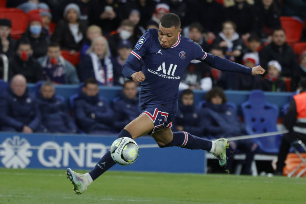 尼斯客场负于巴黎圣日耳曼遭遇两连败