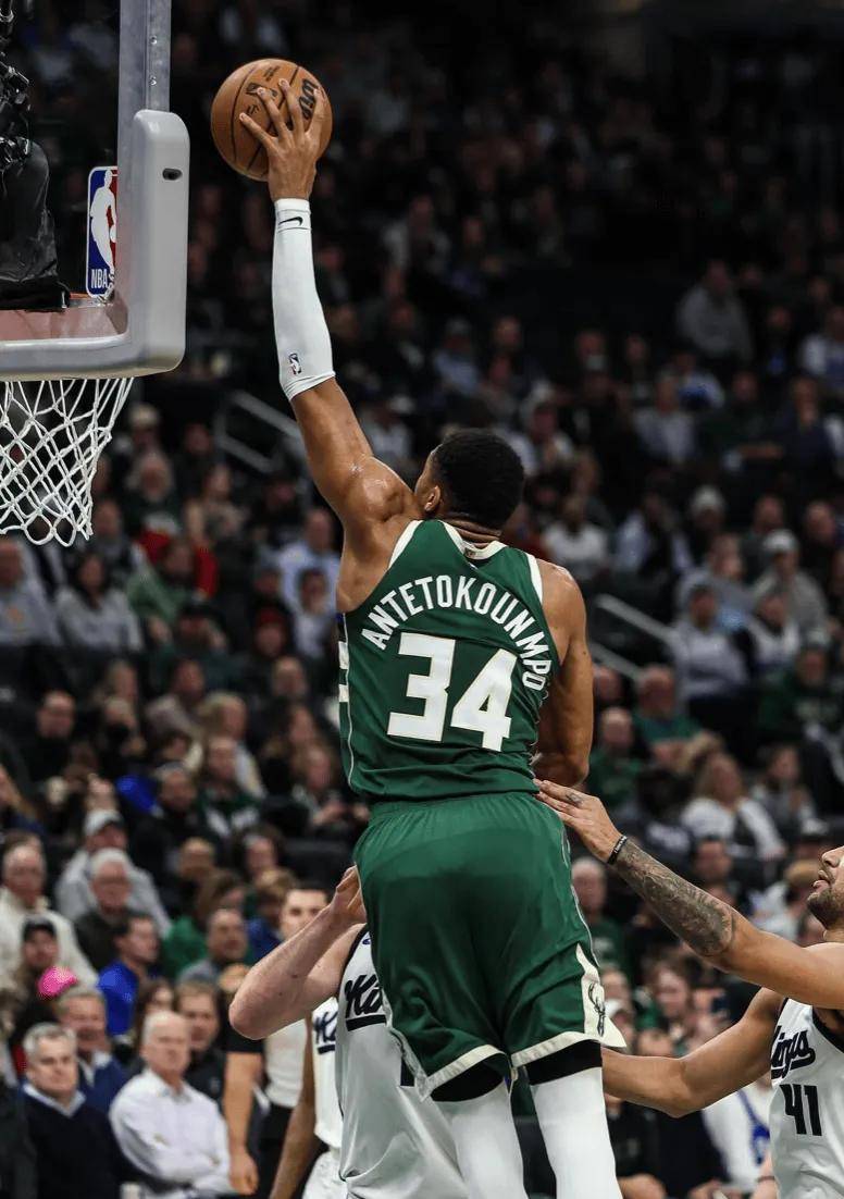 字母哥复出首战，步行者状态火爆，刷新队史纪录成为焦点！