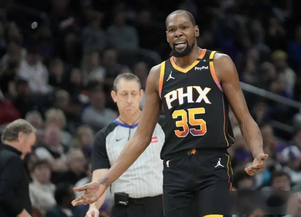 包含詹姆斯狂砍杜兰特分，状态爆棚迎来新赛季高光！的词条