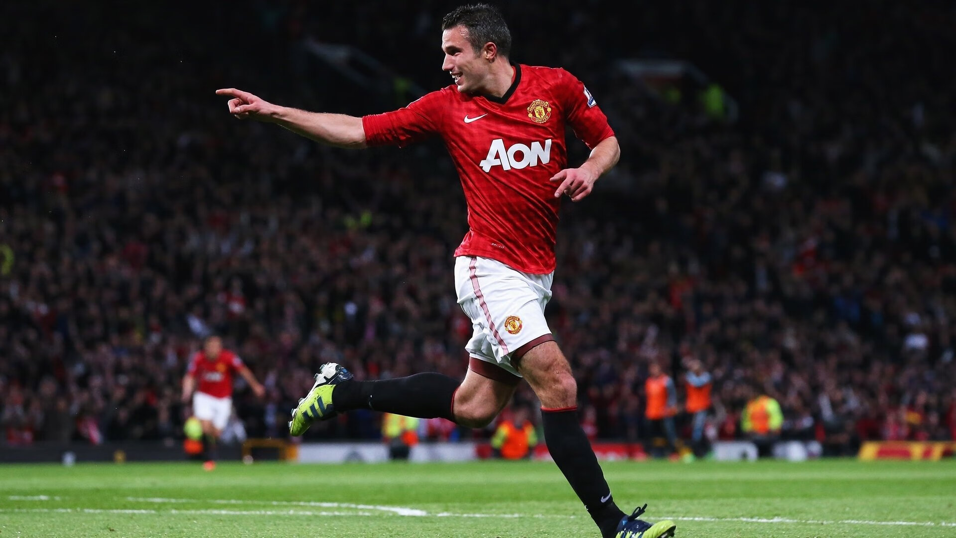 姆巴佩连续七场比赛得分超过比赛局势复杂,德国队不断突破!全场沸腾不已